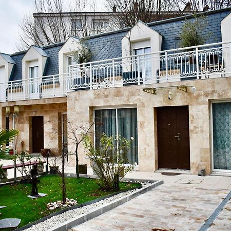 Villa Foch - Maison Familiale A 20 Min De Paris, Disney Et La Vallee Village Avec Balcon Et Jardin Privatif Saint-Maur-des-Fossés Eksteriør bilde